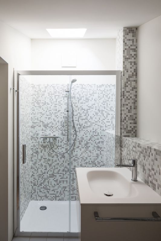 Tile-Accent Shower